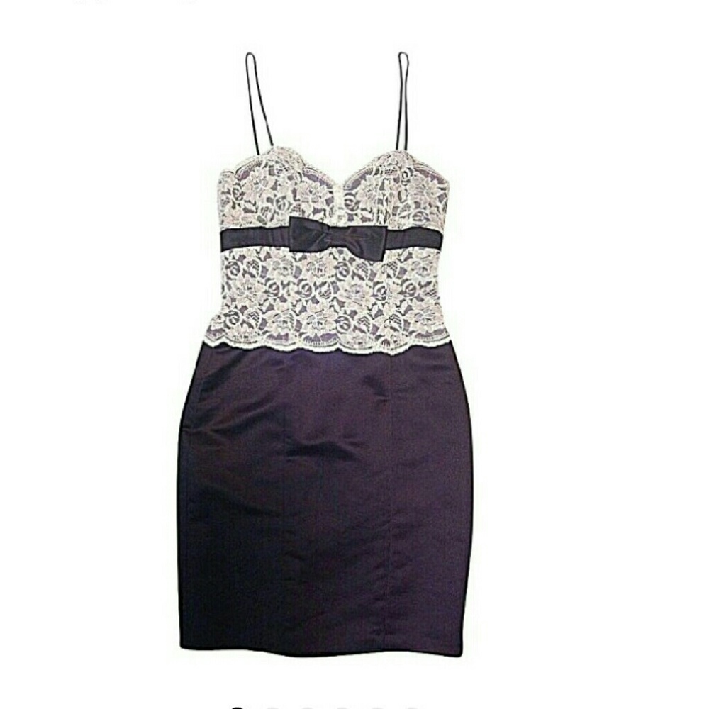Betsey Johnson Scalloped Lace Bow Dress